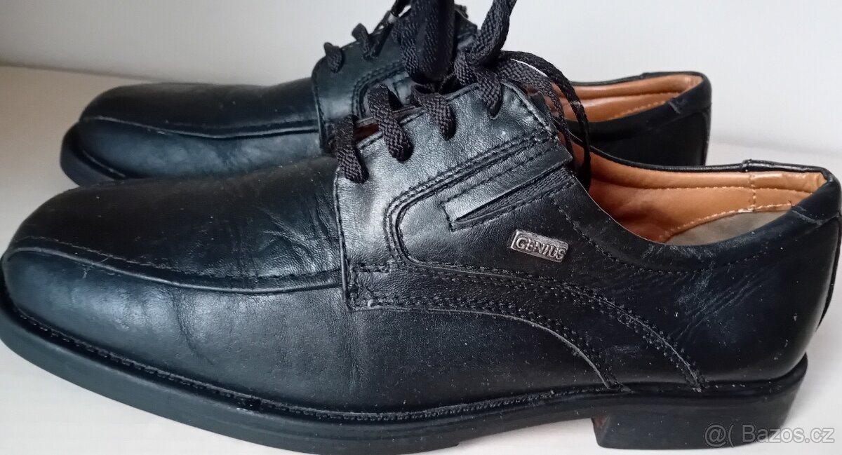 pánské celokožené polobotky zn. Genius