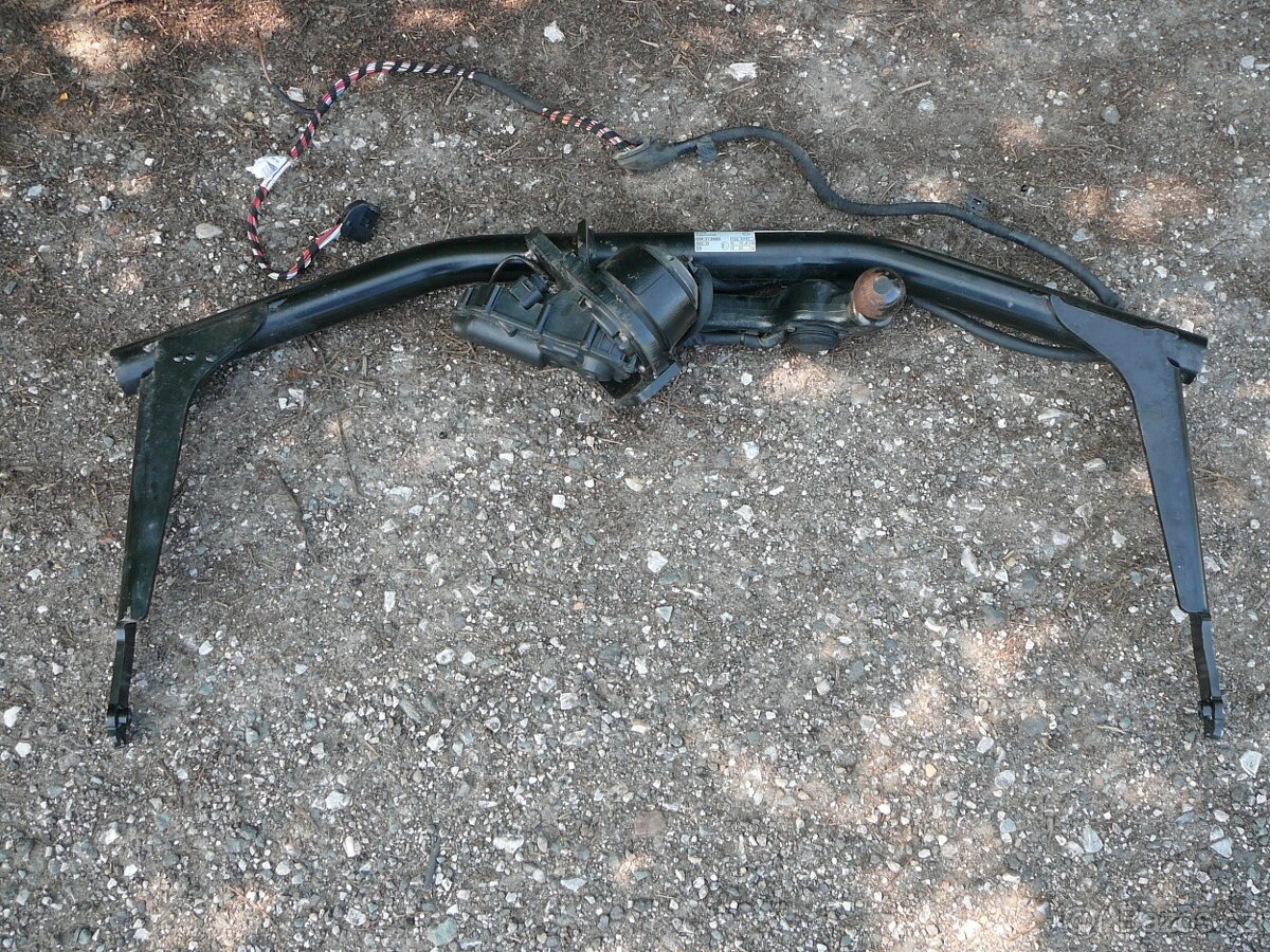 ŠKODA KAROQ - EL. TAŽNÉ ZAŘÍZENÍ - 57A803880D