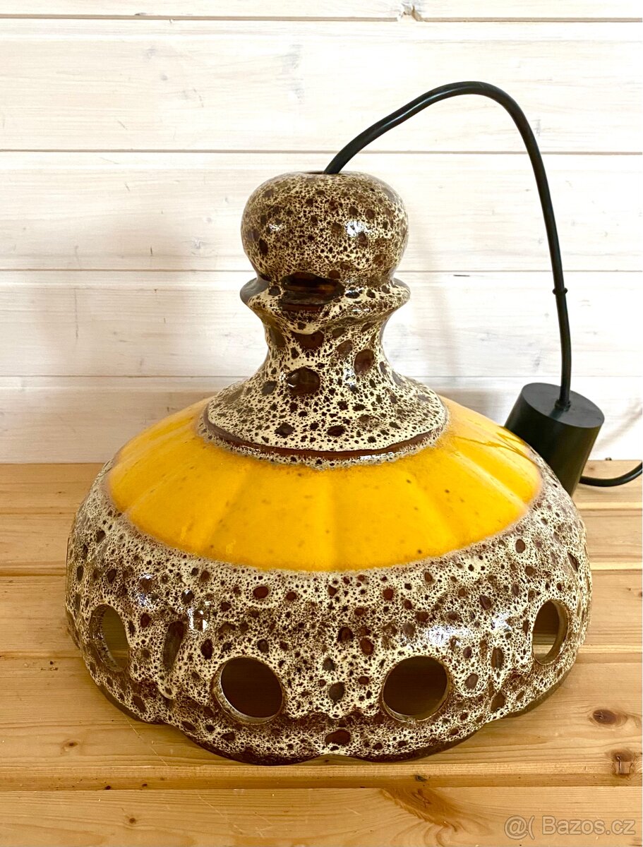 Starý keramický lustr