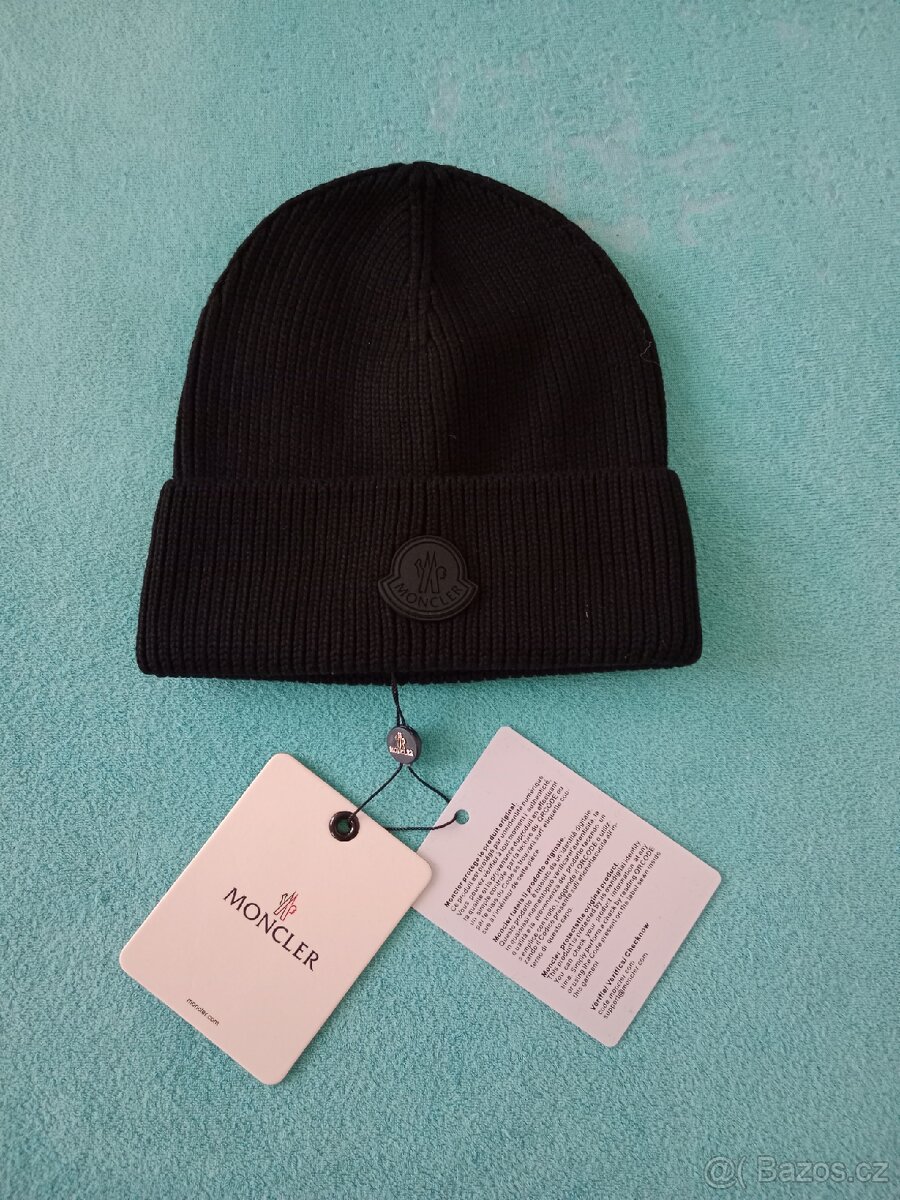 Zimní čepice Moncler