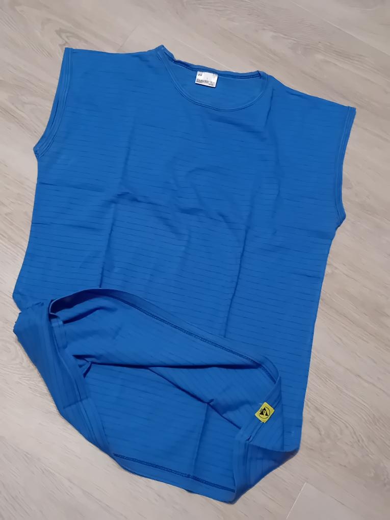 MODRÉ PÁNSKÉ TRIČKO - vel.XL / zn.Clevertex