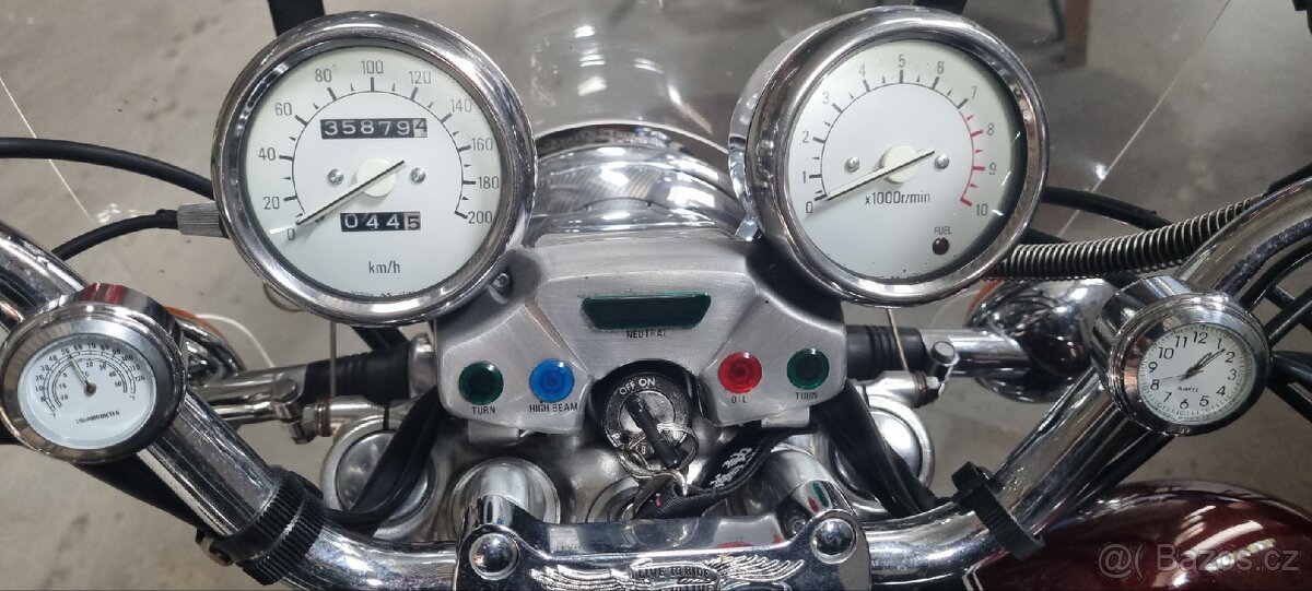YAMAHA XV 110 Virago