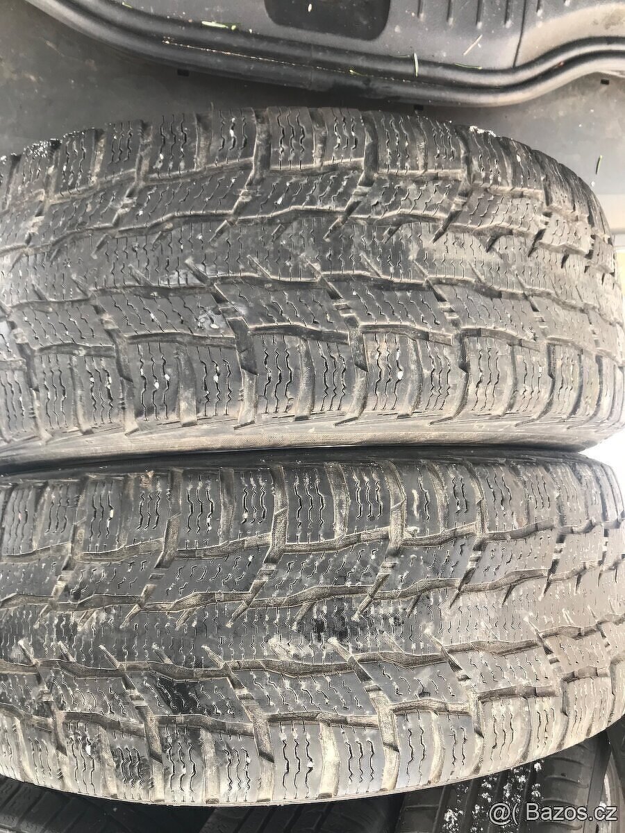 Pneumatiky 235/65/R16C Nokian 2ks