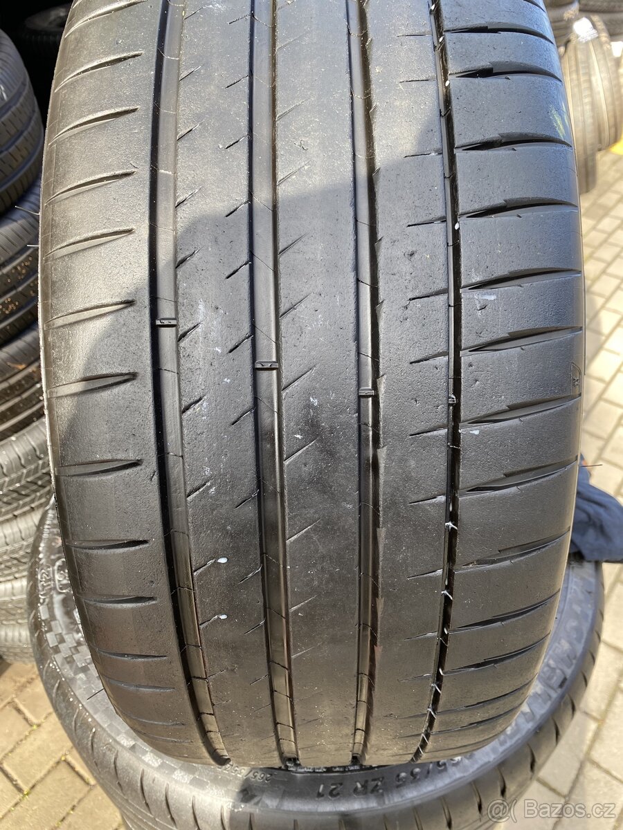 265/35 ZR21 a 295/30 ZR21 Michelin Pilot Sport 4 S T2