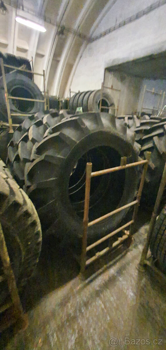 Pneu 16,9/14 R34