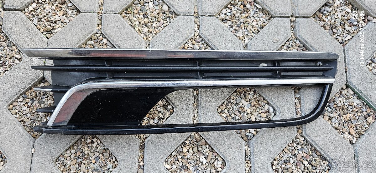 Mřížka do předního nárazníku Passat b7