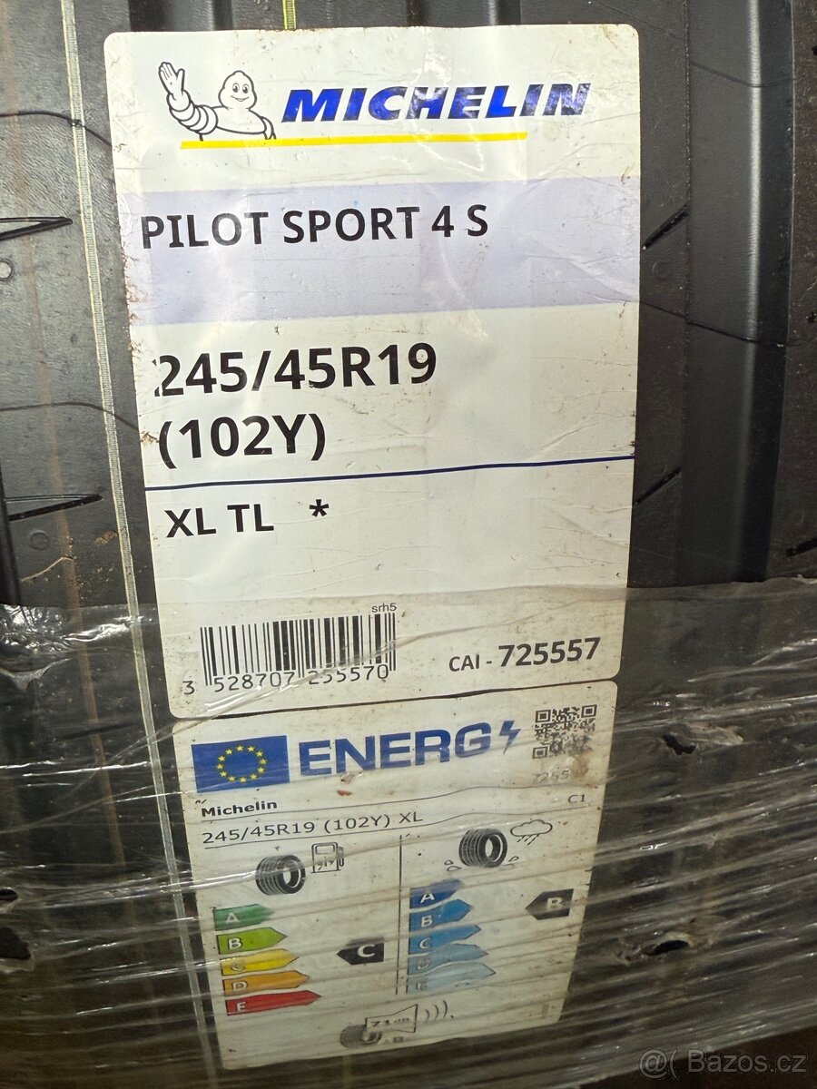 Prodej pneu Michelin super pilot 4 mercedes s