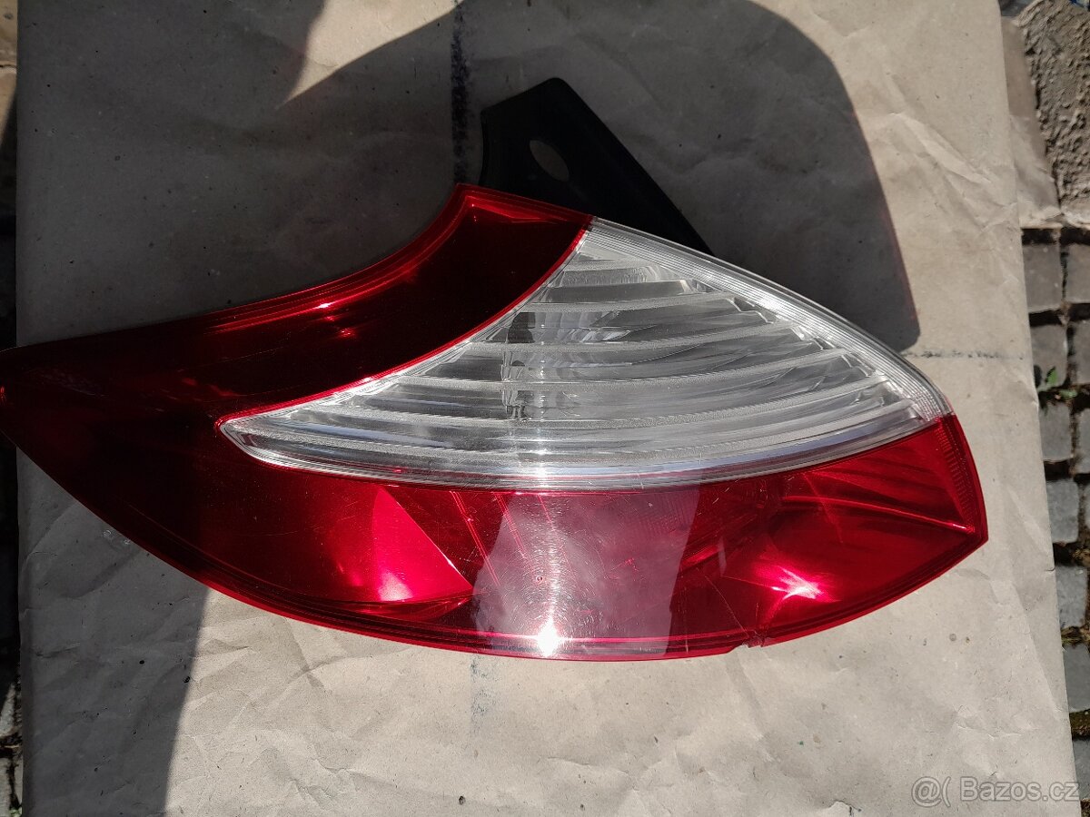 Levé zadní světlo Megane lll 265550007R.