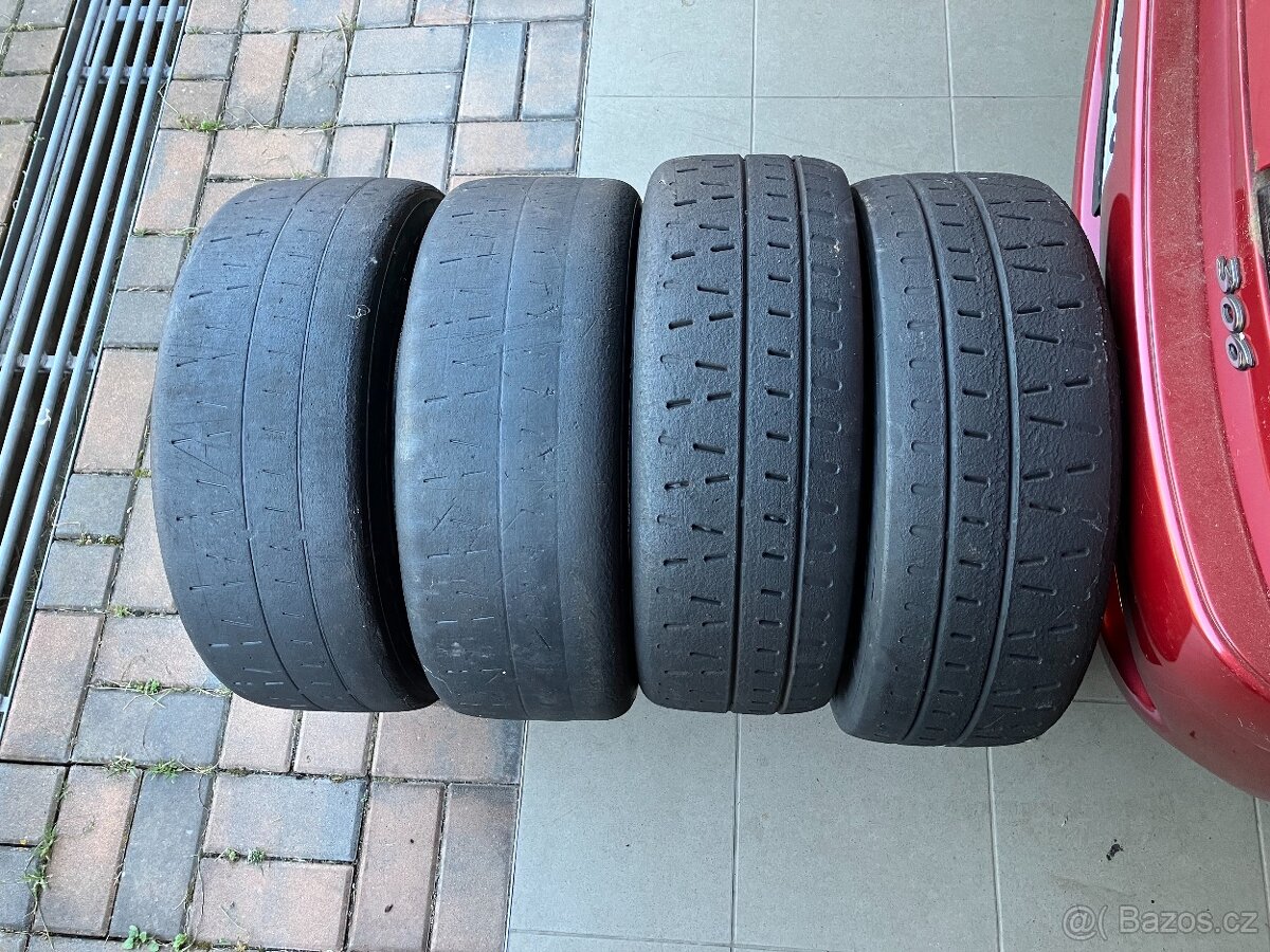 R15 slick Pirelli P Zero 195/50 8 ks