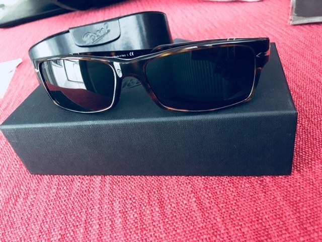 Nepoužívané sluneční brýle Persol 2747S 24/31 James Bond