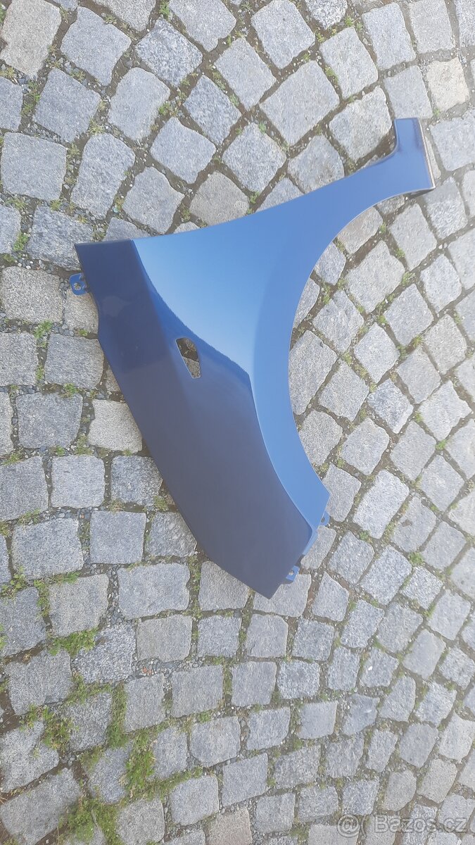 Hyundai i10 levý přední blatník r.v. 2019