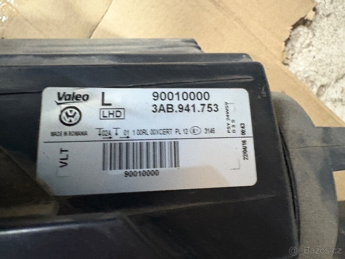 Světlo Passat B7 xenon