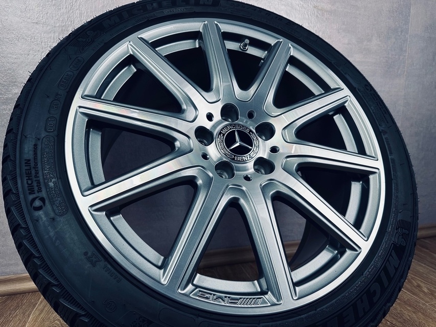 TOP zimní kola Mercedes A45 AMG R18 originál