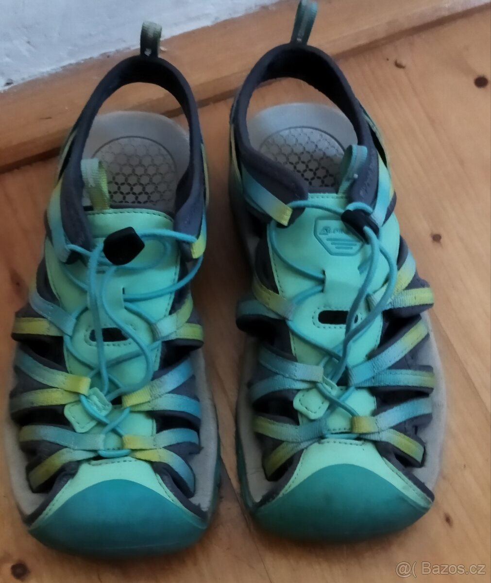 Sportovní dívčí sandále Alpinepro vel.37