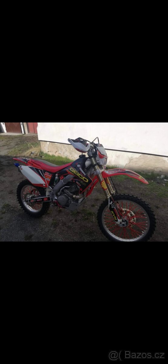 Prodám Hondu CRF 250 rok 2005