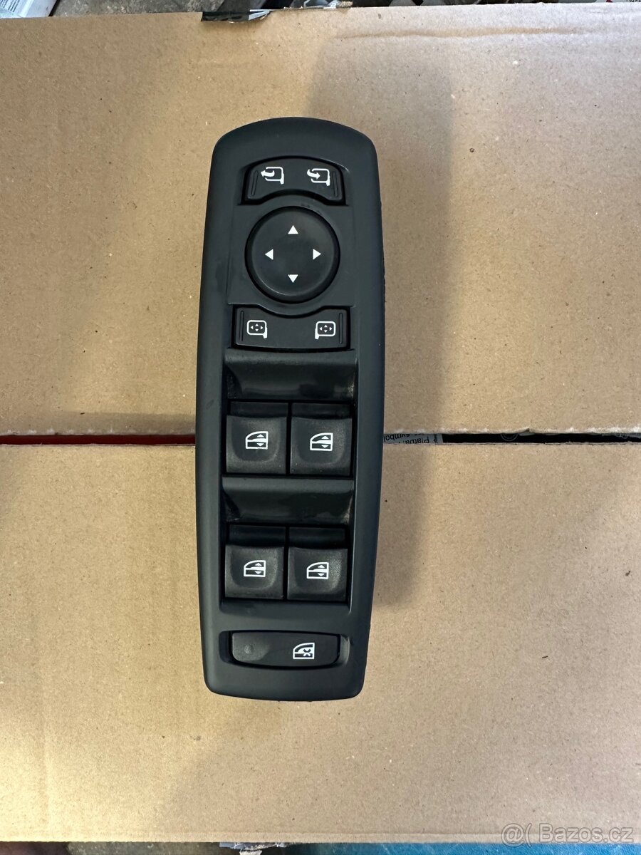 Renault Megane 3 ovladač stahovani oken.