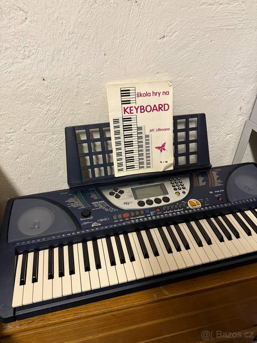 Elektronický keyboard Yamaha PSR-270