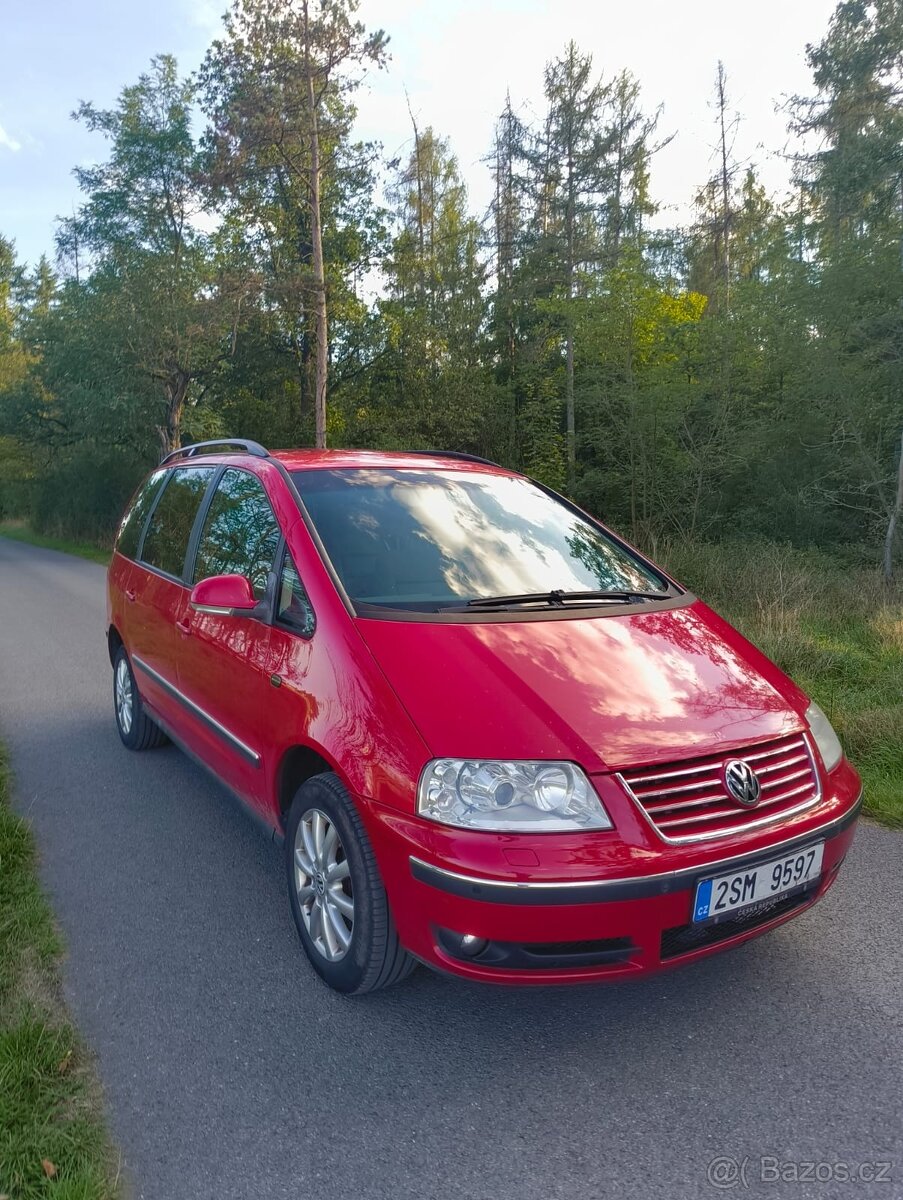 Volkswagen Sharan 1.8 T 20V Turbo - Nové STK
