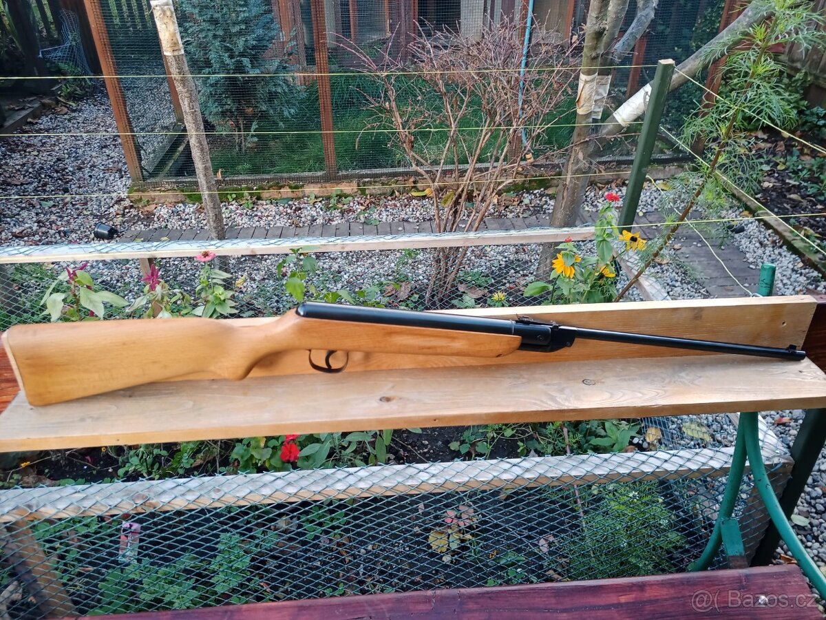 Vzduchovka Slavia 603