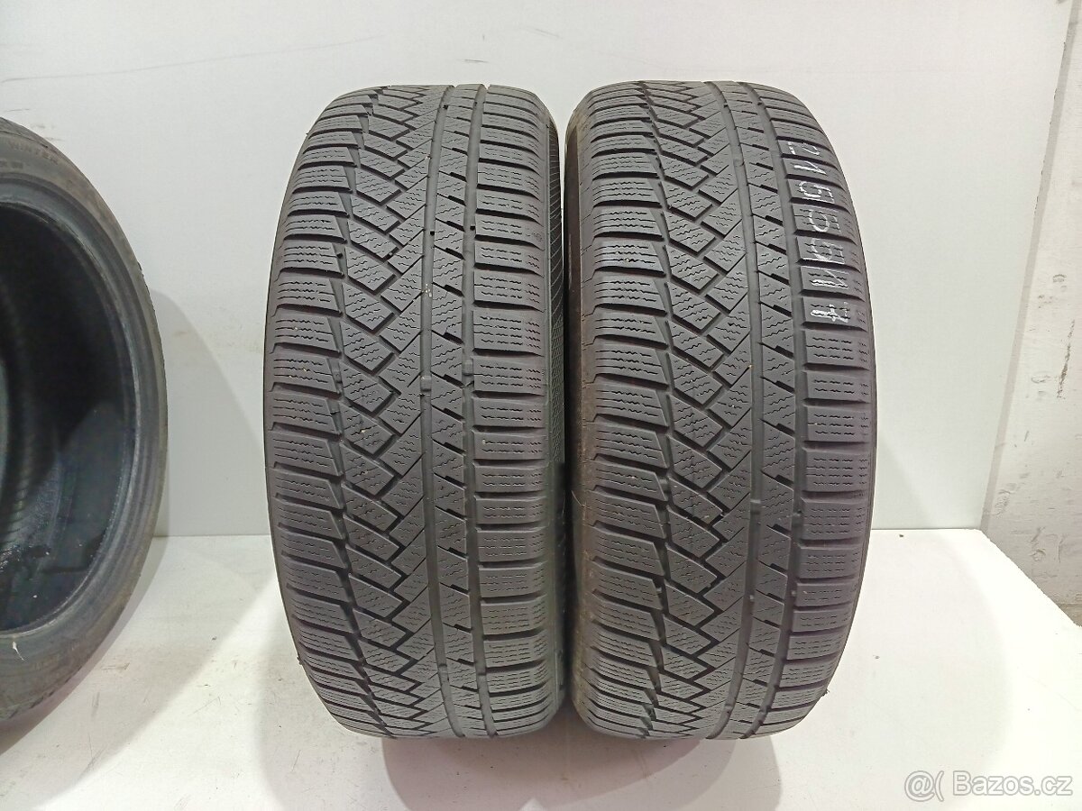 2ks zimní pneu 215/55/17 Continental