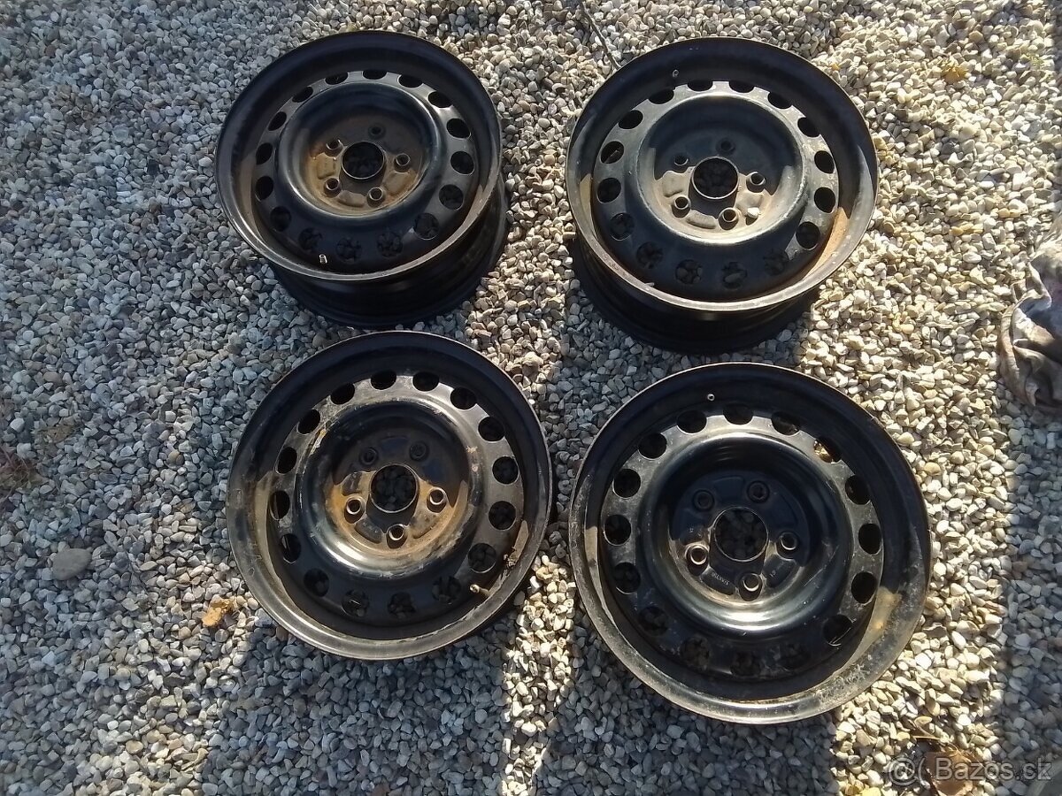 Sada ocelových disků  5x114,3 15 ET50 Suzuki 2150667