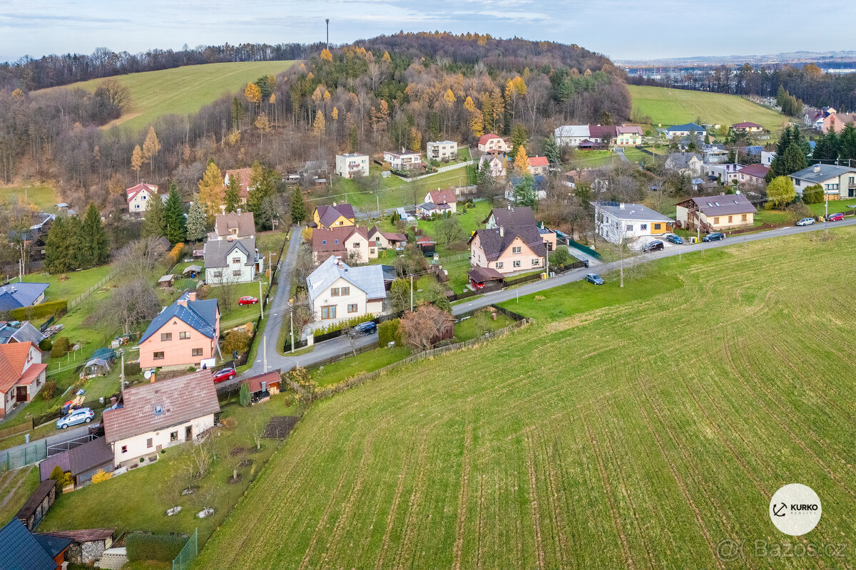 Stavební pozemek o výměře 1044 m2 v obci Skalice