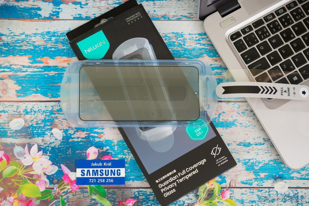 Tvrzené sklo Nillkin pro Samsung 250 Kč až 300 Kč
