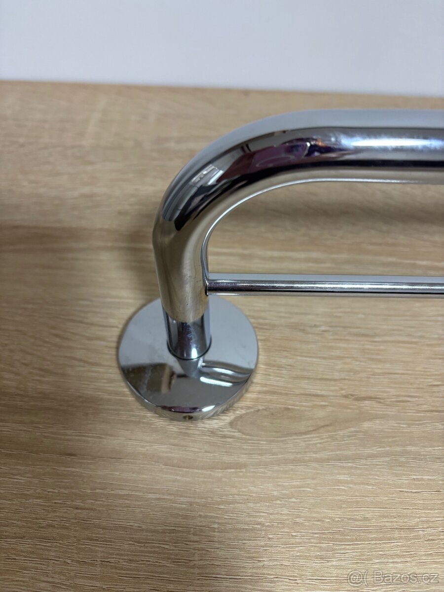 Držák ručníků - chrom