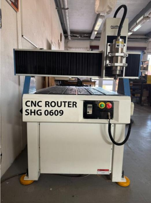 Obráběcí centra - vertikální router Numco SHG 0609