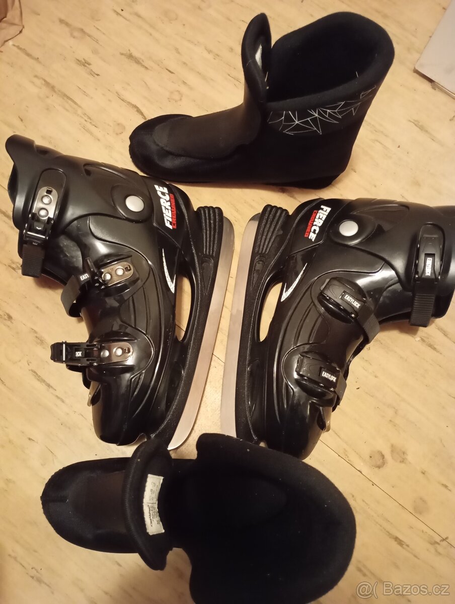 Hokejové brusle velikost 45