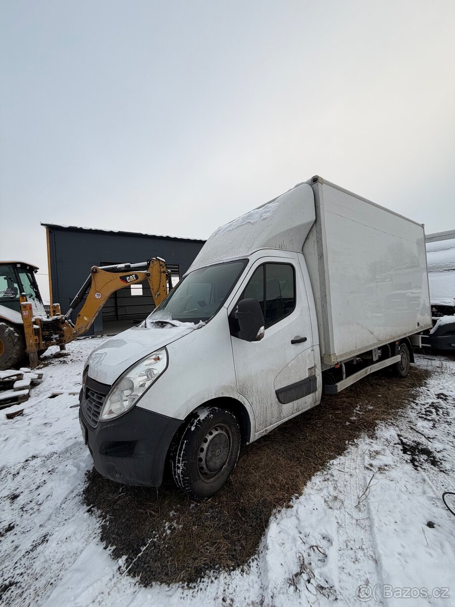 Na opravu Renault Master 2.3