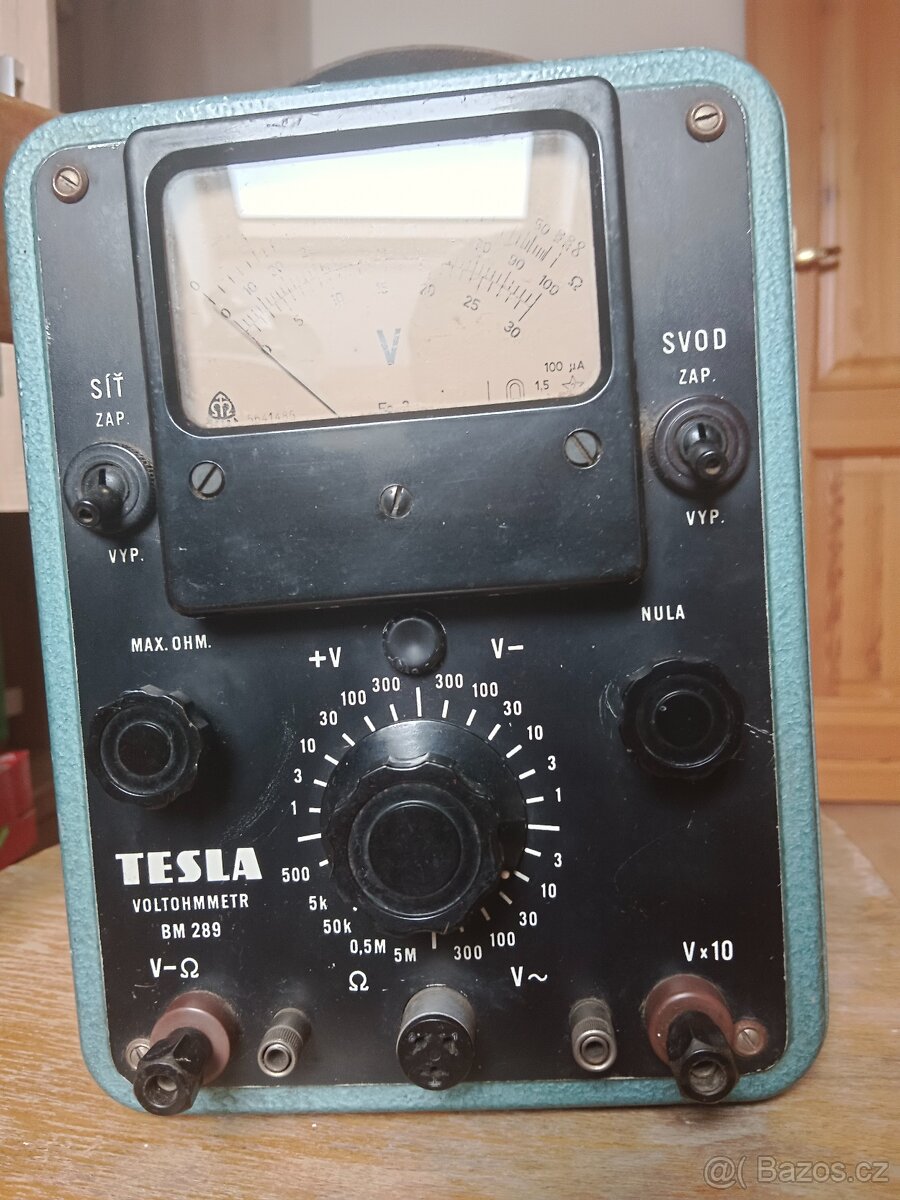 Měřící přístroj Tesla BM 289