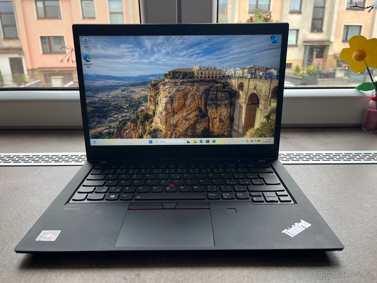 Výkonný a odolný notebook Lenovo ThinkPad T14