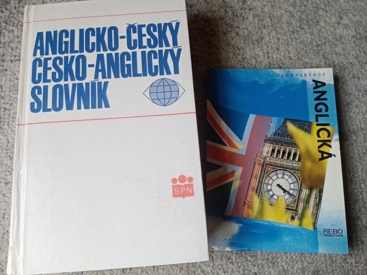 Anglicko-český slovník - 1056 stran a konverzace 158 stran