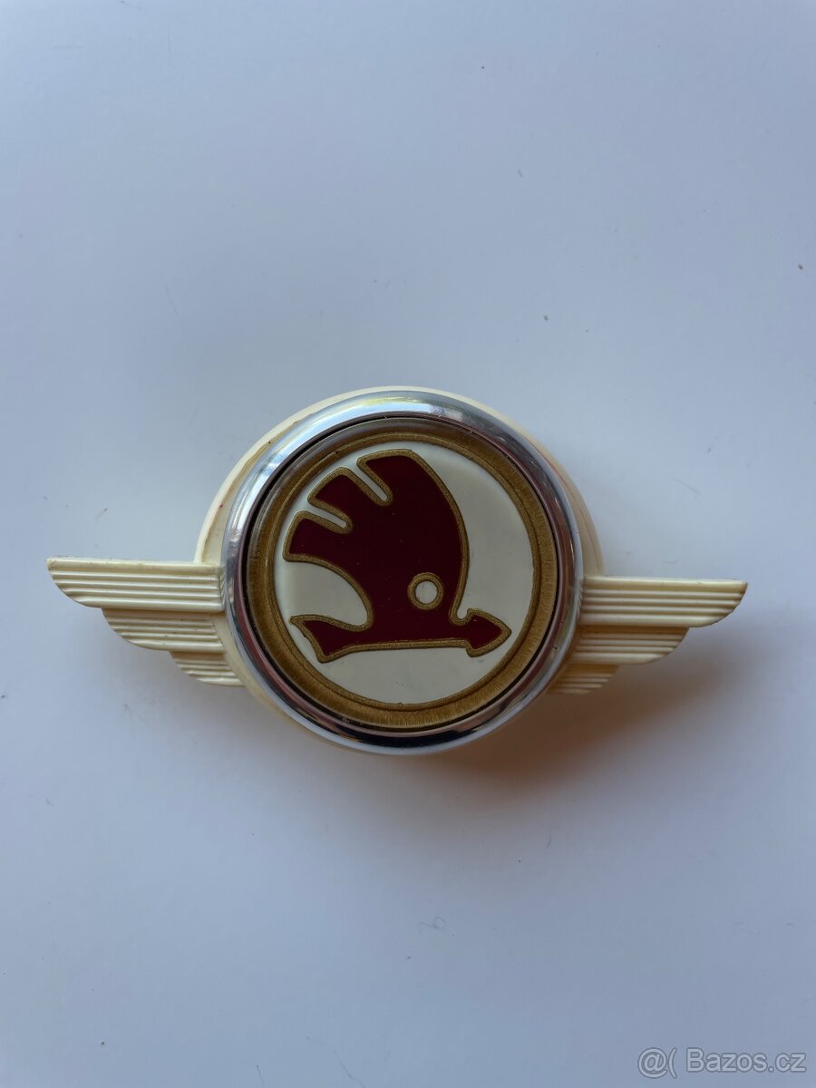 Škoda Felicia znak na zadní kapotu