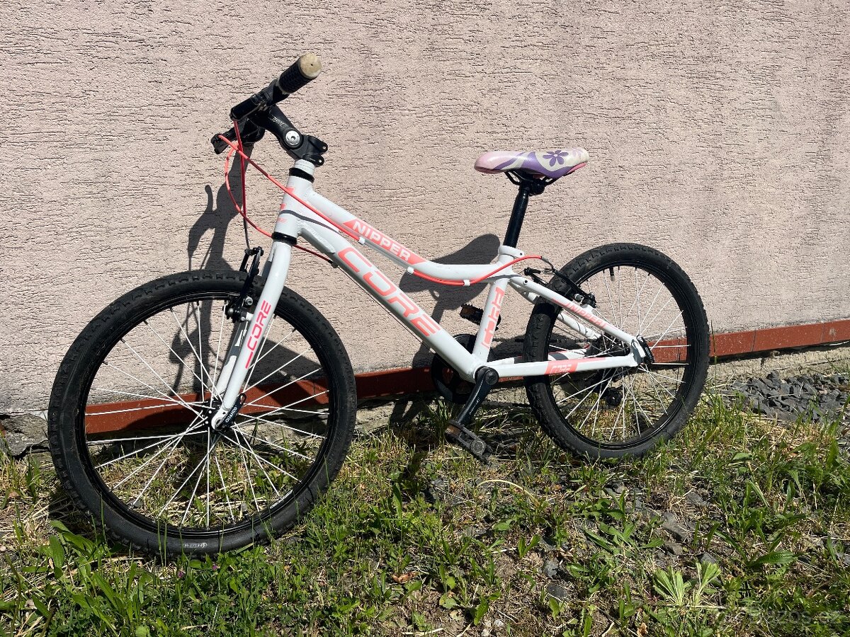 Kolo Nipper Core 20" bílé, holčičí