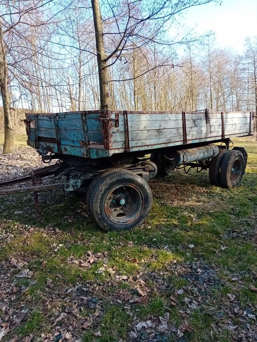 Valník vůz vlek