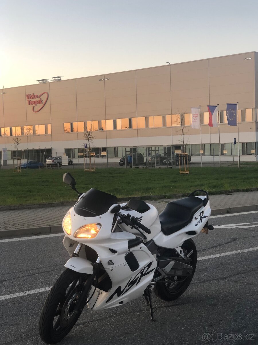 Honda NSR 180cc zadřeno