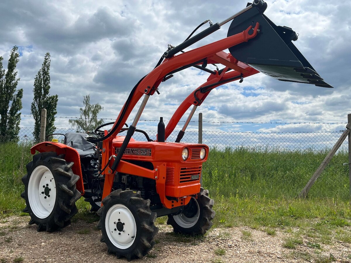 Prodám Kubota L1500 4x4 s originálním nakladačem