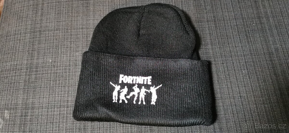 Fortnite čepice, kulichy a přívěšky