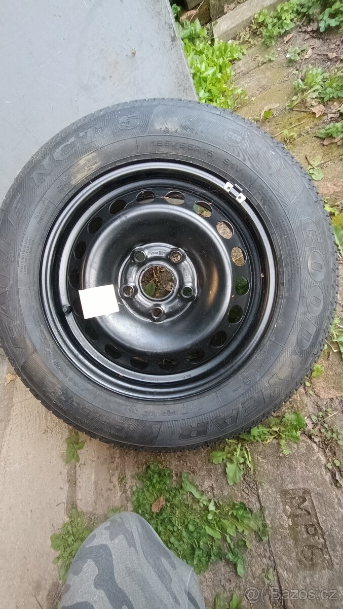 Rezerva 5x112 R15 jako nová
