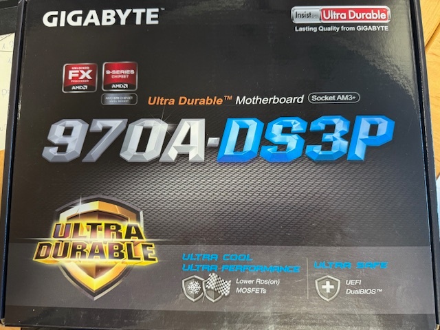 Gigabyte GA-970A-DS3P AMD 970 + SB950 Chipset