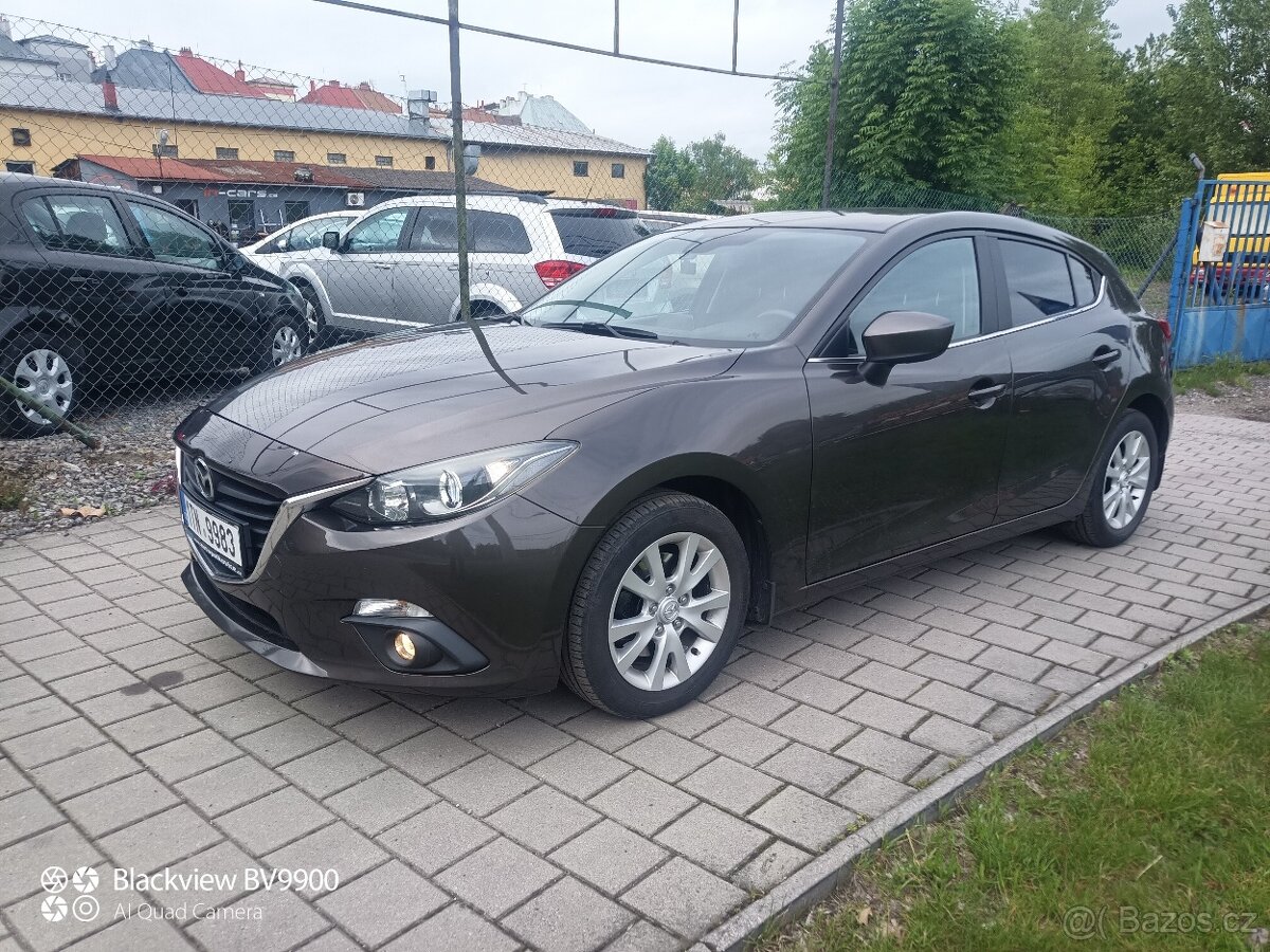 Mazda 3 2.0 Skyactive 88 kw,1.MAJITEL V ČR,NAJ 131 000 KM.