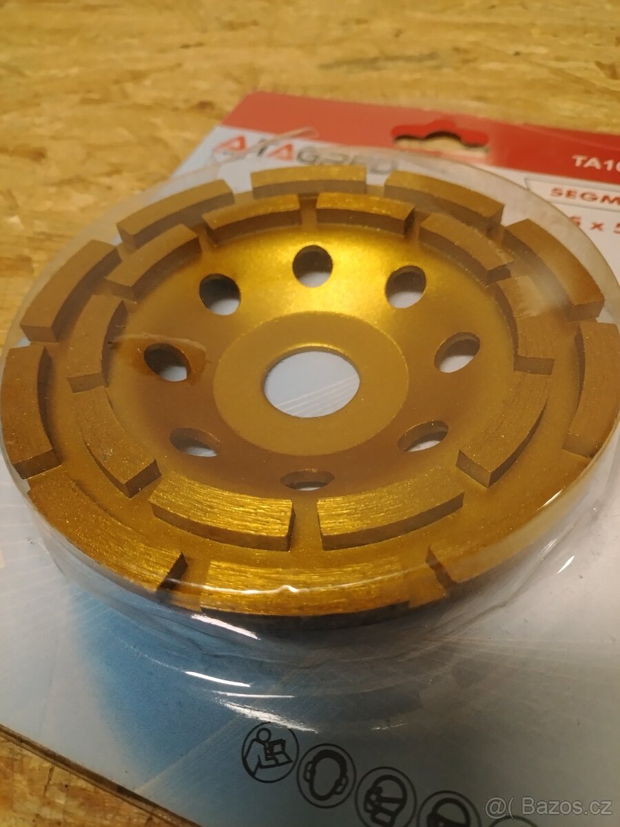 Segmentový kotouč na beton, kámen, 125mm