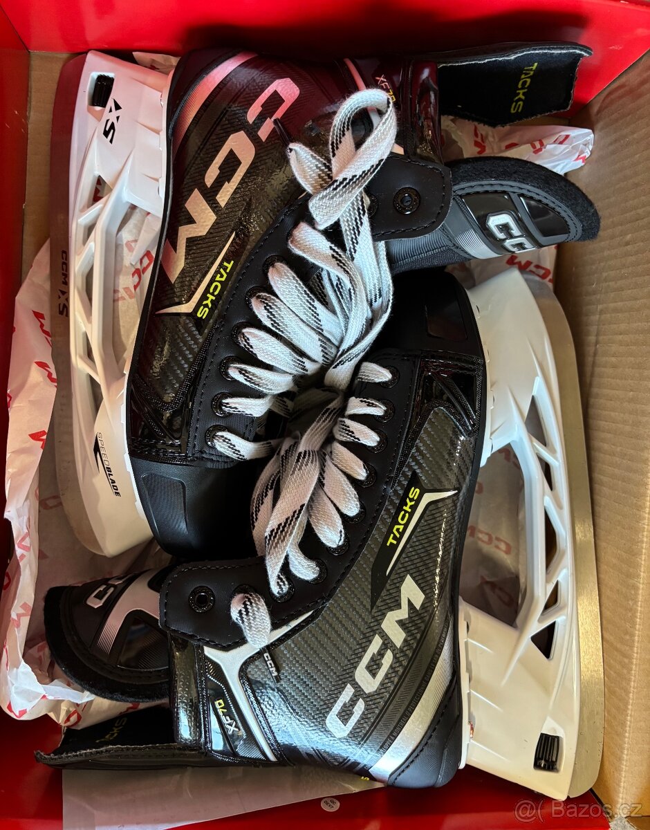 Hokejové brusle Ccm Tacks XF 70