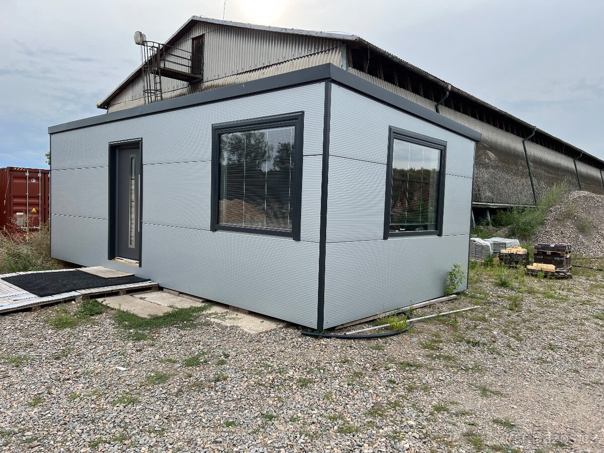 Obytný kontejner 8 x 4 m