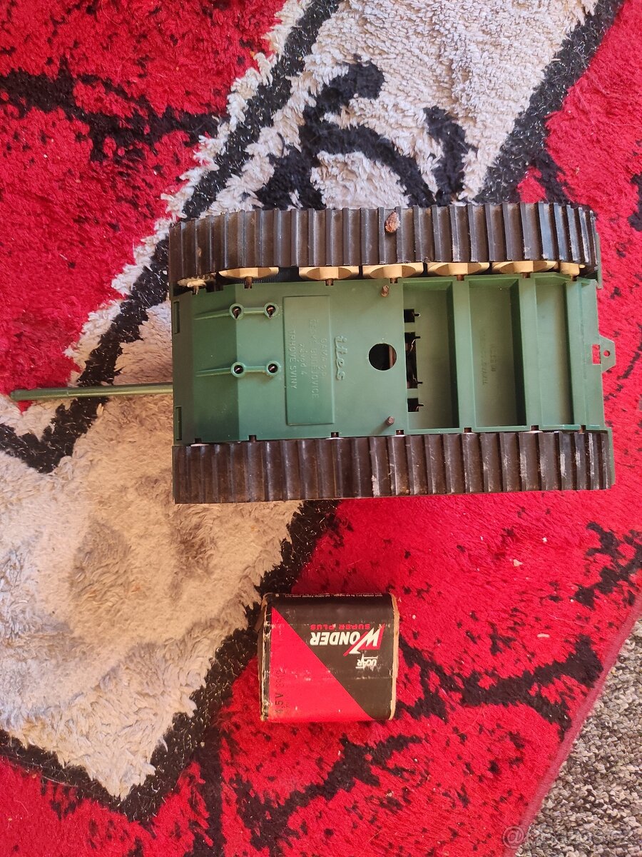 Starý tank. Ites GAMA.S.P.