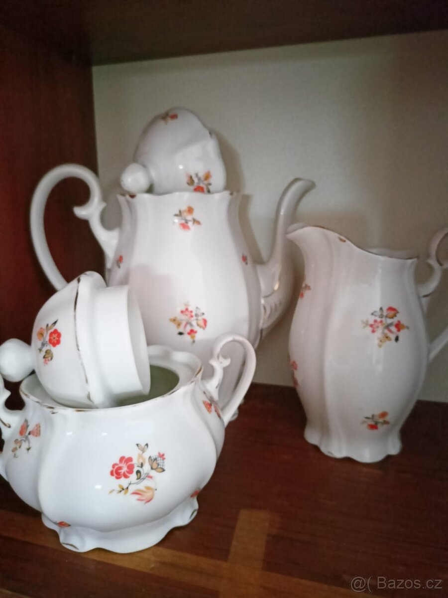 Porcelánový čajový set