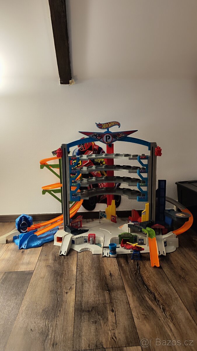 Garáž hot wheels