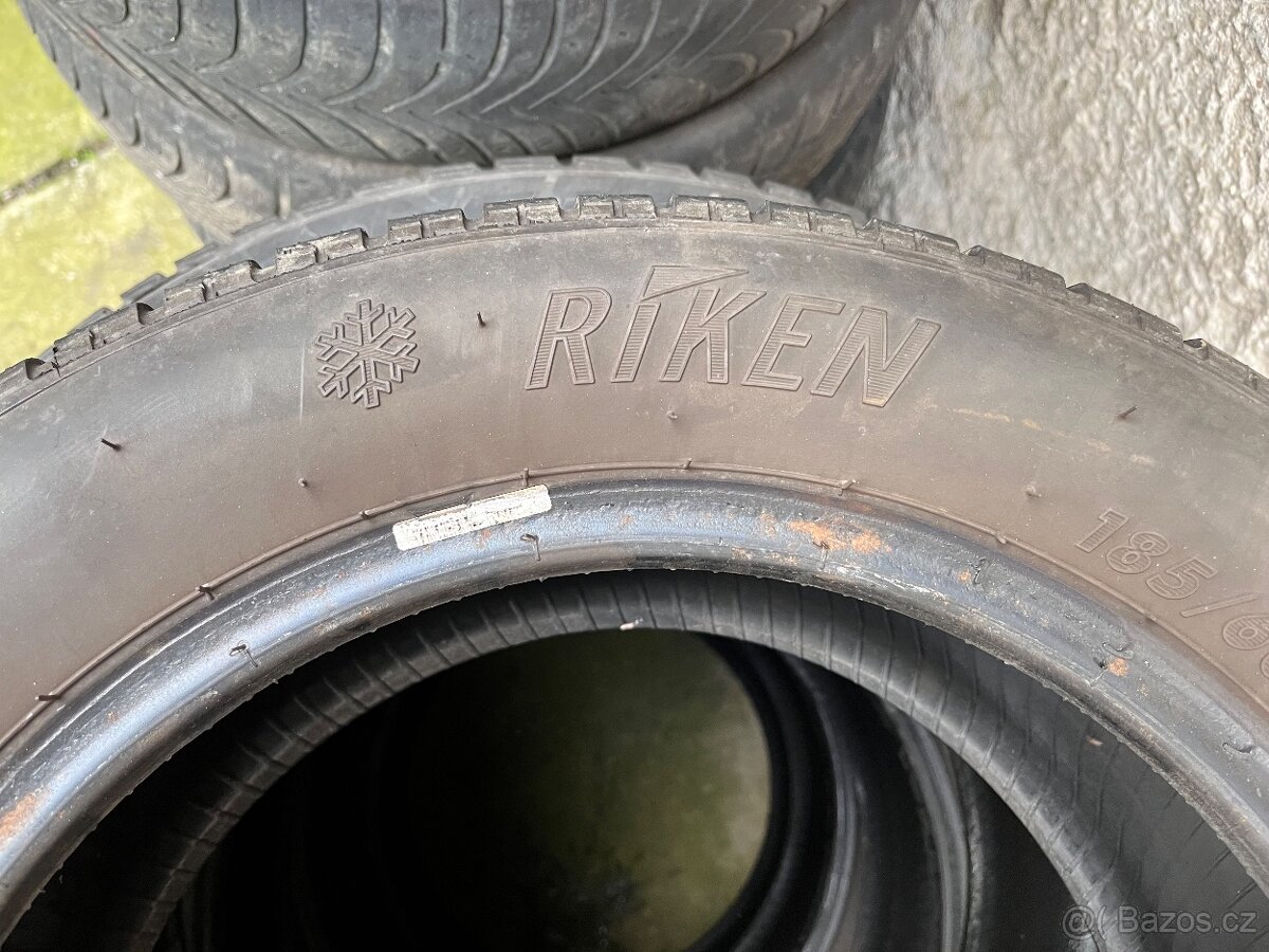 185/60 R14 zimní Riken